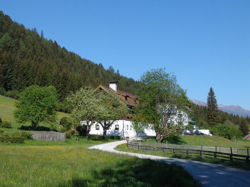 Ferienparadies Wiesenbauer Sankt Michael im Lungau Bagian luar foto
